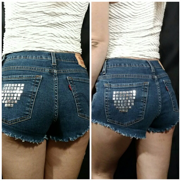 LEVI'S | Highwaisted Cheeky Denim Shorts! - Picture 1 of 7